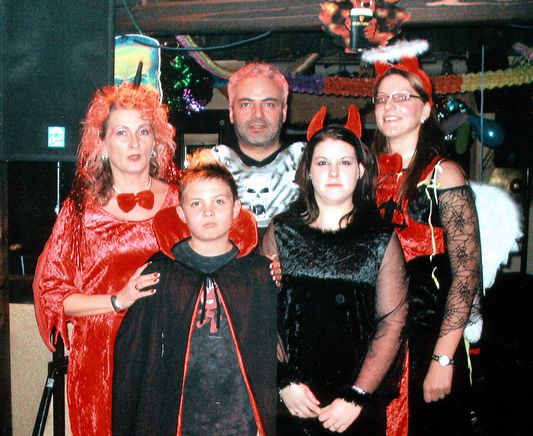 n_team-halloween.jpg